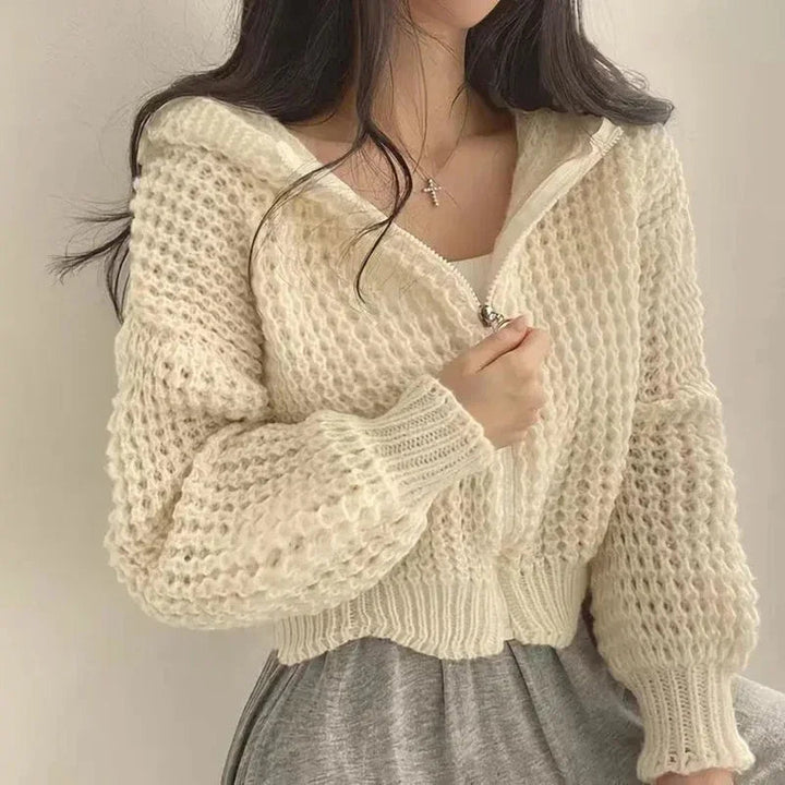 Stilla | Cropped Hættetrøje Cardigan med Udsmykning Detaljer