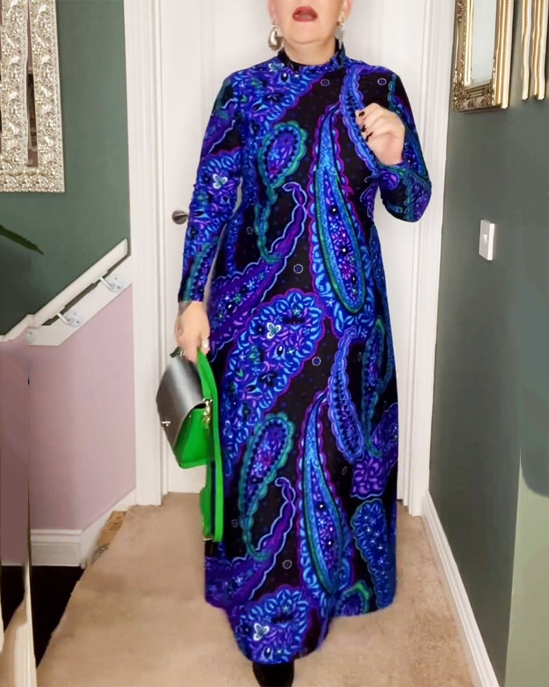 Stilla | Kjole med Paisley print