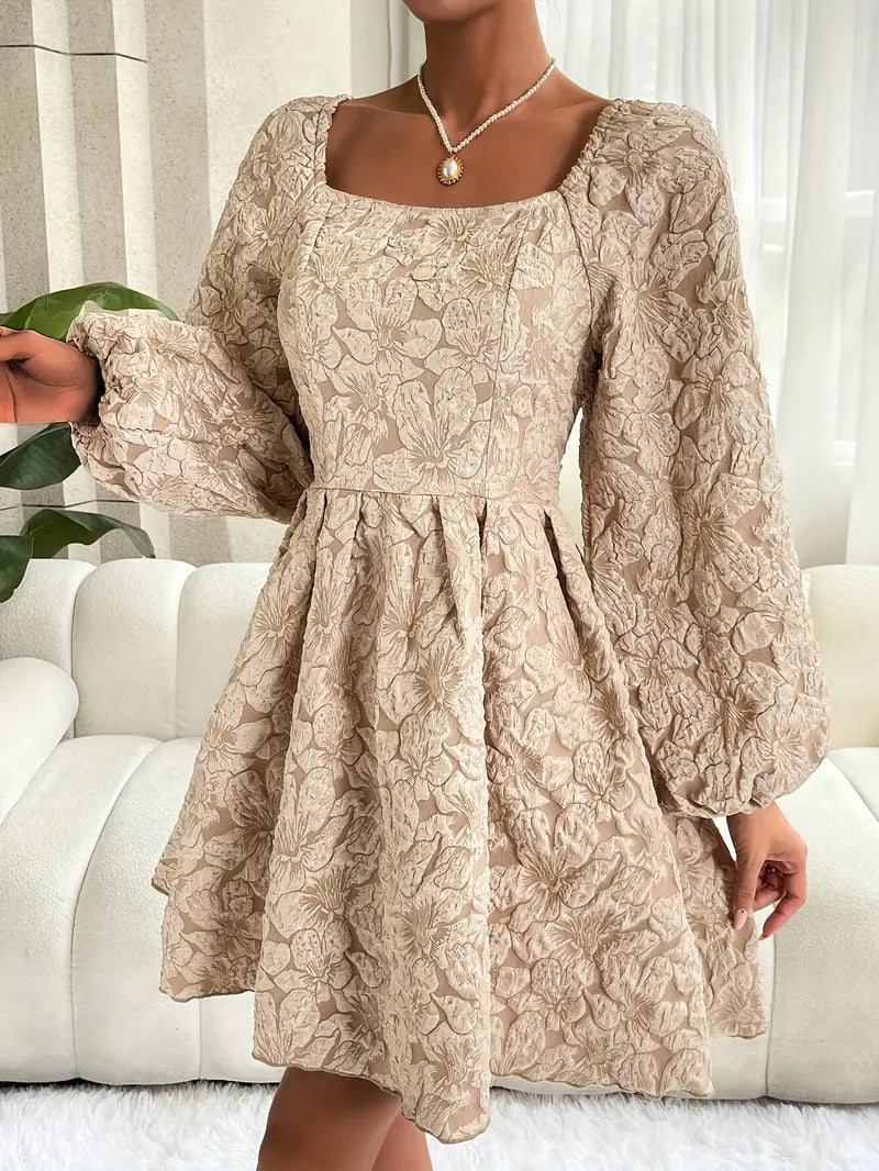 Stilla | Kjole Med Puffærmer Og Floral Broderi