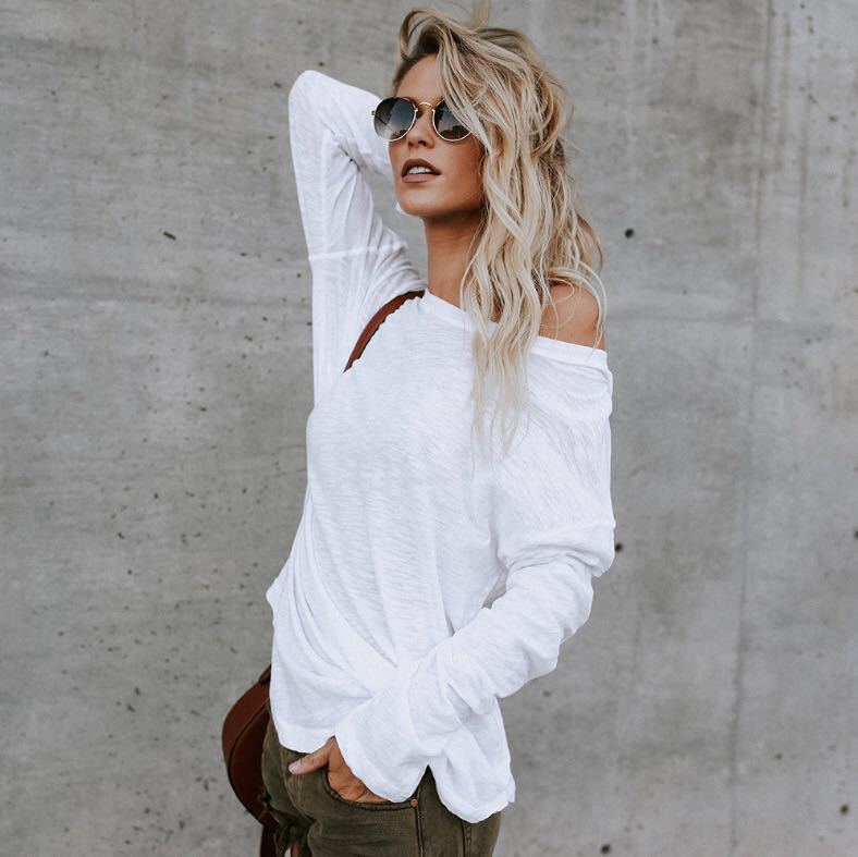 Kvinders oversized T-shirt med asymmetrisk snit og afslappet design Stilla