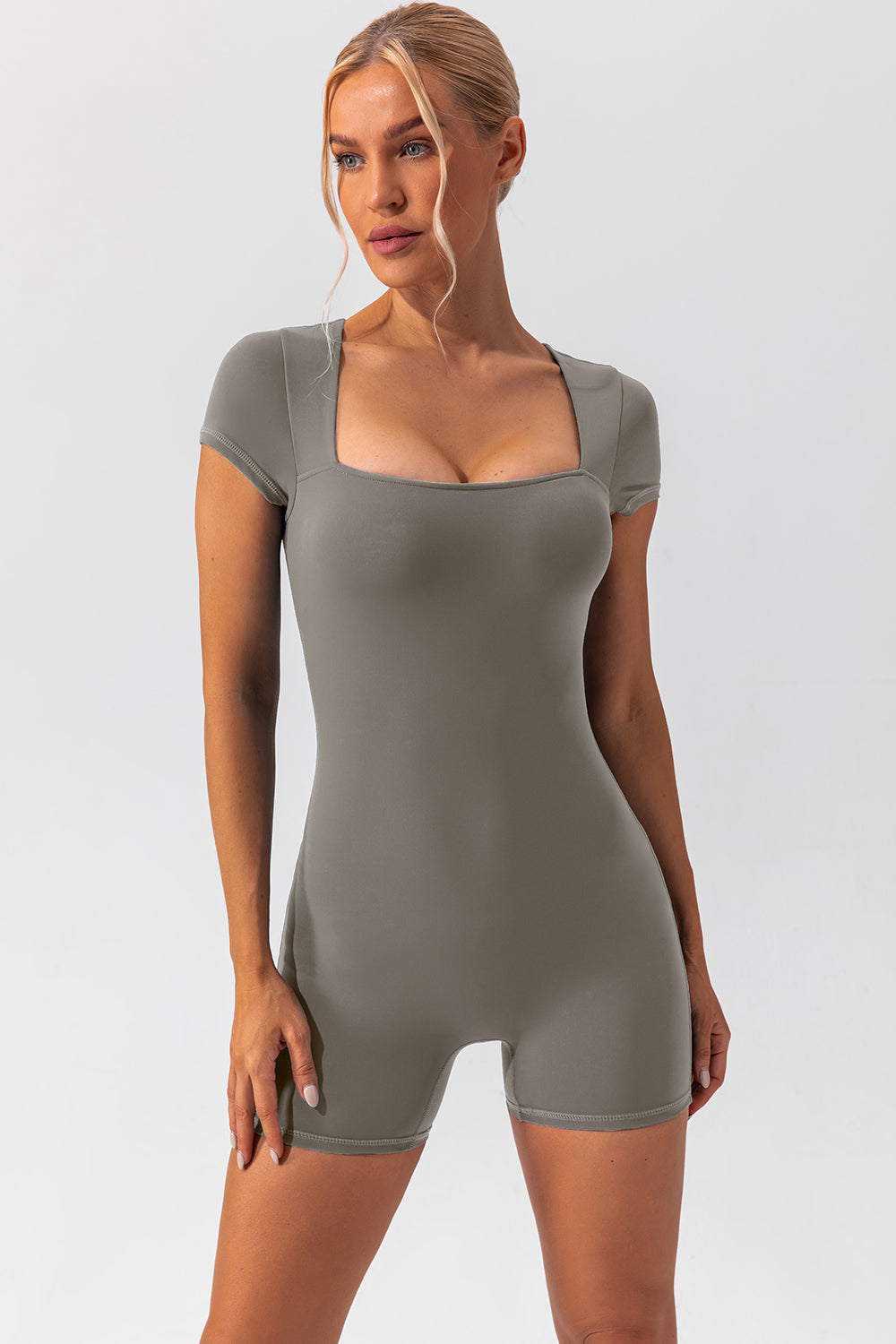 Stilla | Neck Cap Sleeve Active Romper