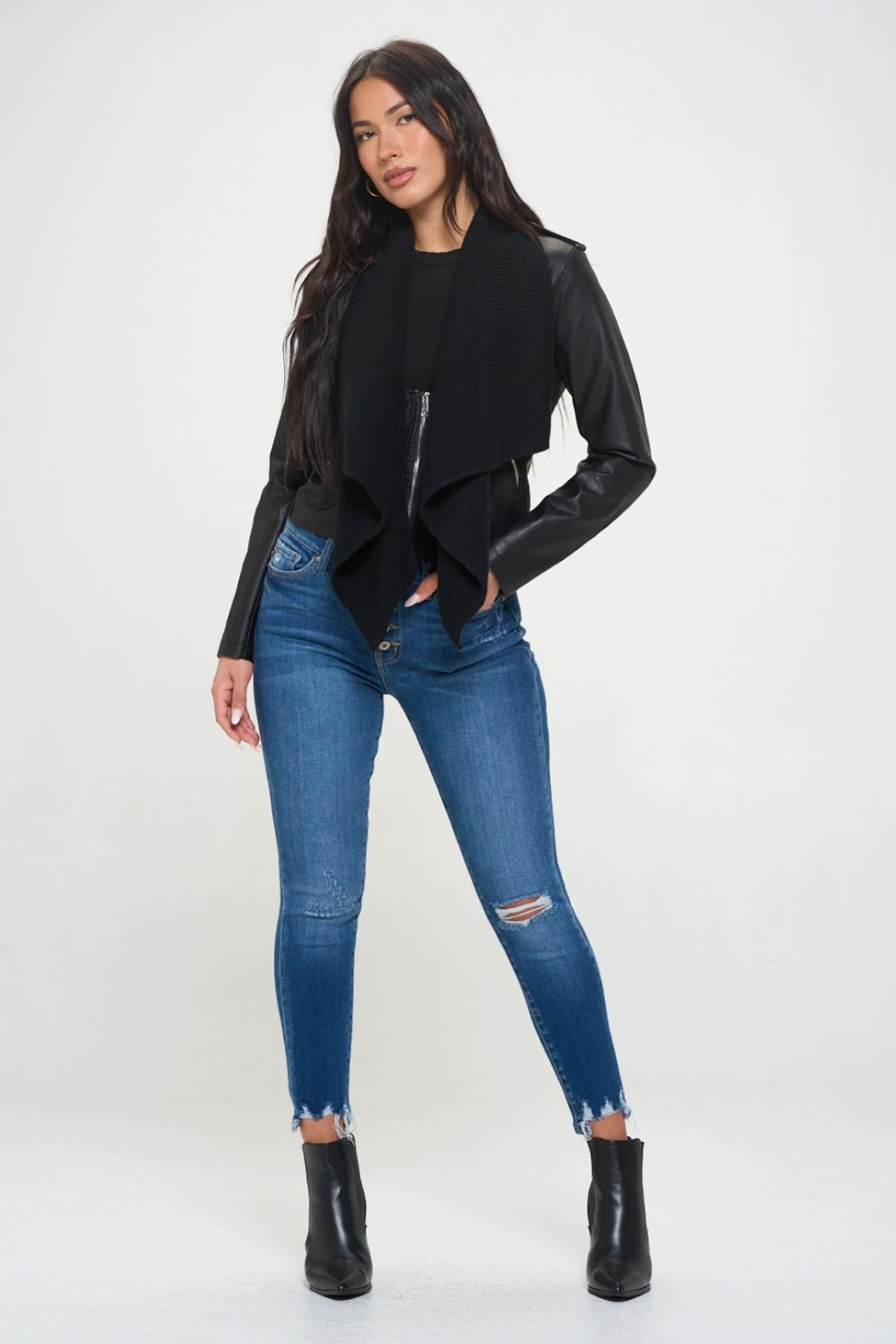 Stilla | LA Strik Krave Faux Læder Crop Jakke