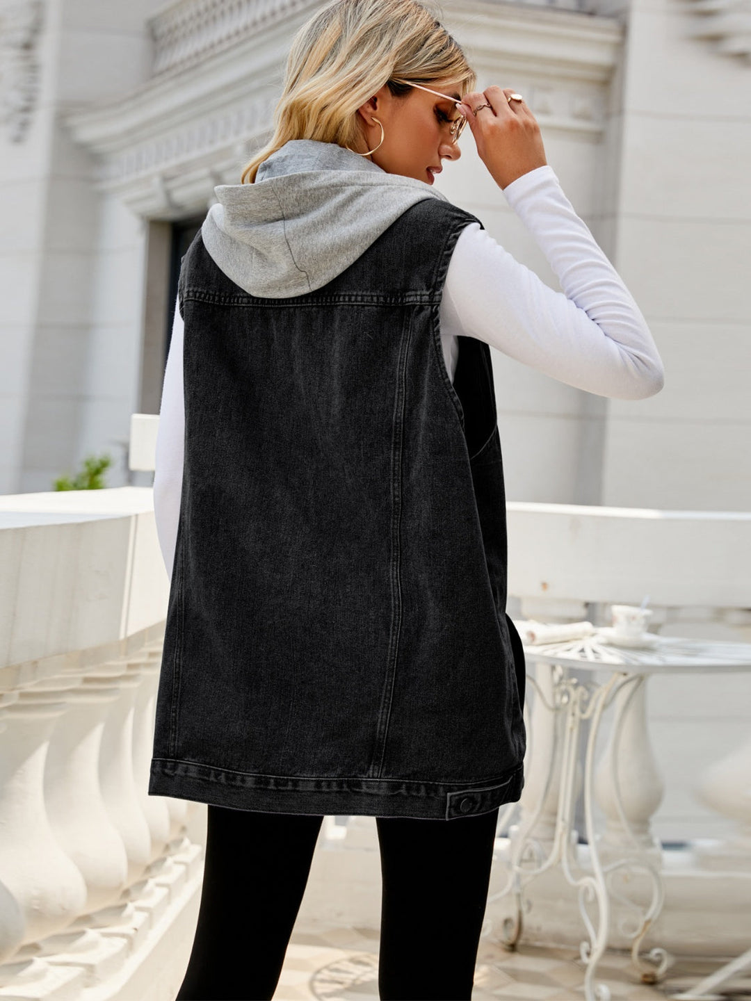 Stilla | Pocketed Button Up Uden Ærmer Denim Jakke
