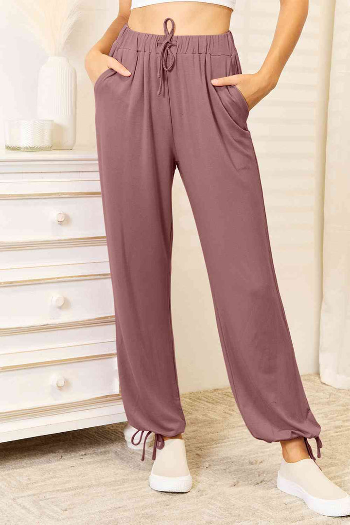 Stilla | Bae Full Size Blødt Rayon Drawstring Talje Bukser Med Lommer