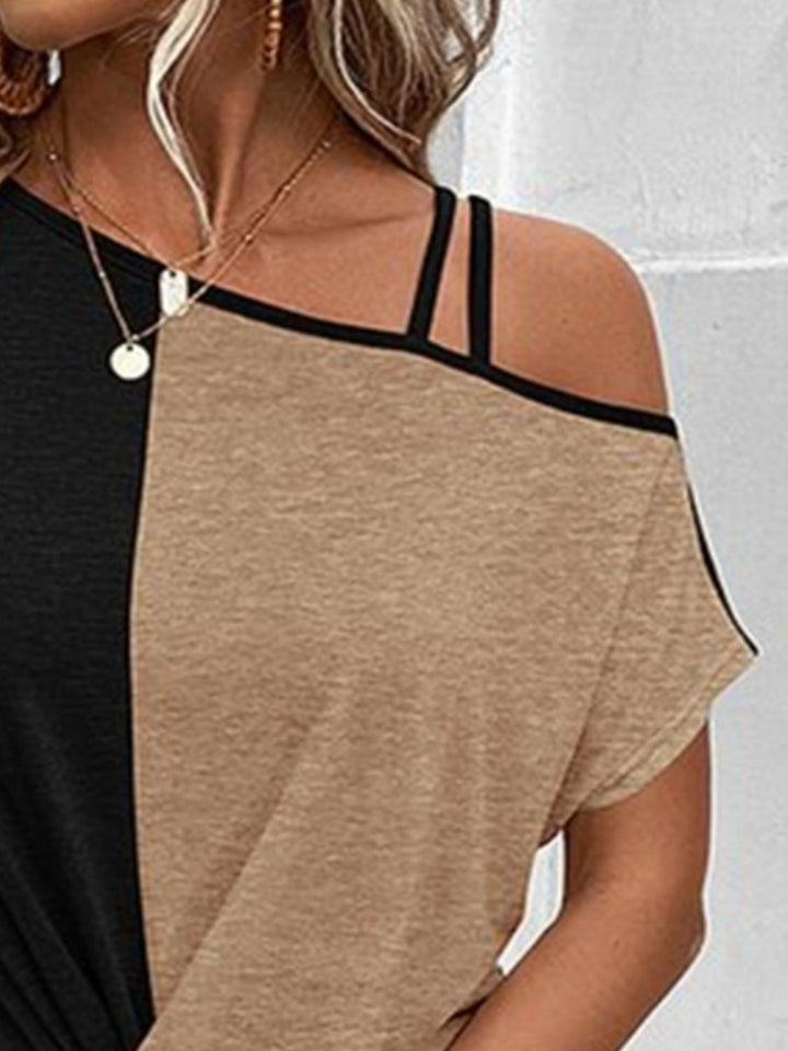 Stilla | Asymmetrisk Hals Kort Ærme T-Shirt