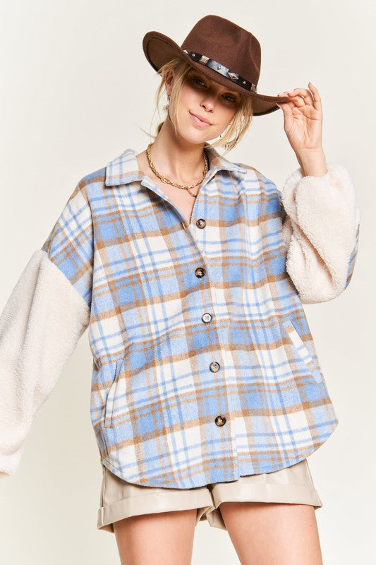 Stilla | Plaid Fuzzy Sleeve Jacket