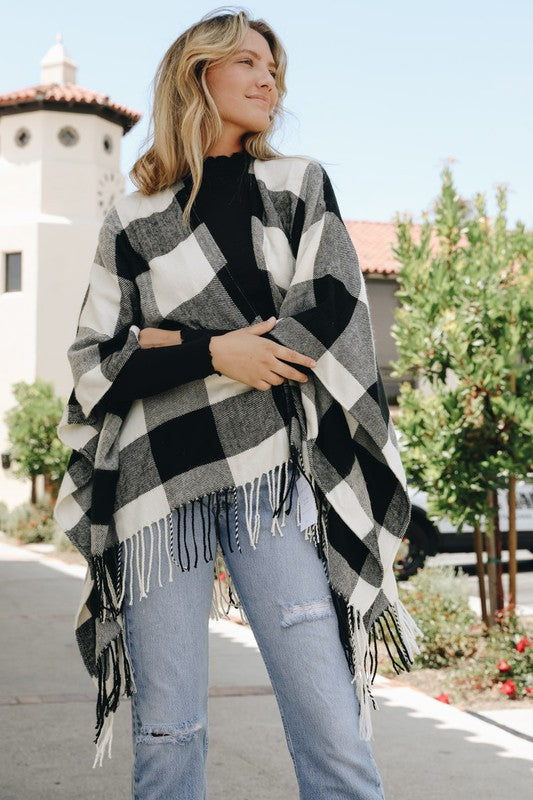 Stilla | Tjek Tassle Poncho