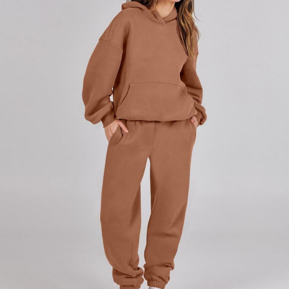 Stilla | Dame Hoodie og Livligt Efterårs Sweatpants Sæt