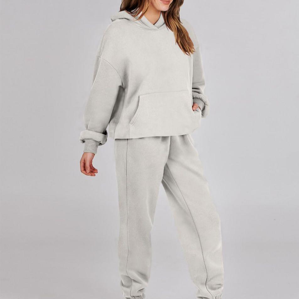 Stilla | Dame Hoodie og Livligt Efterårs Sweatpants Sæt