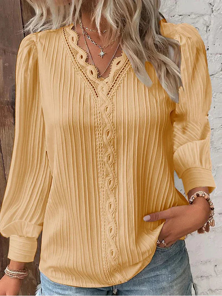 Stilla | Bluse med Chiffon-spidsdetaljer