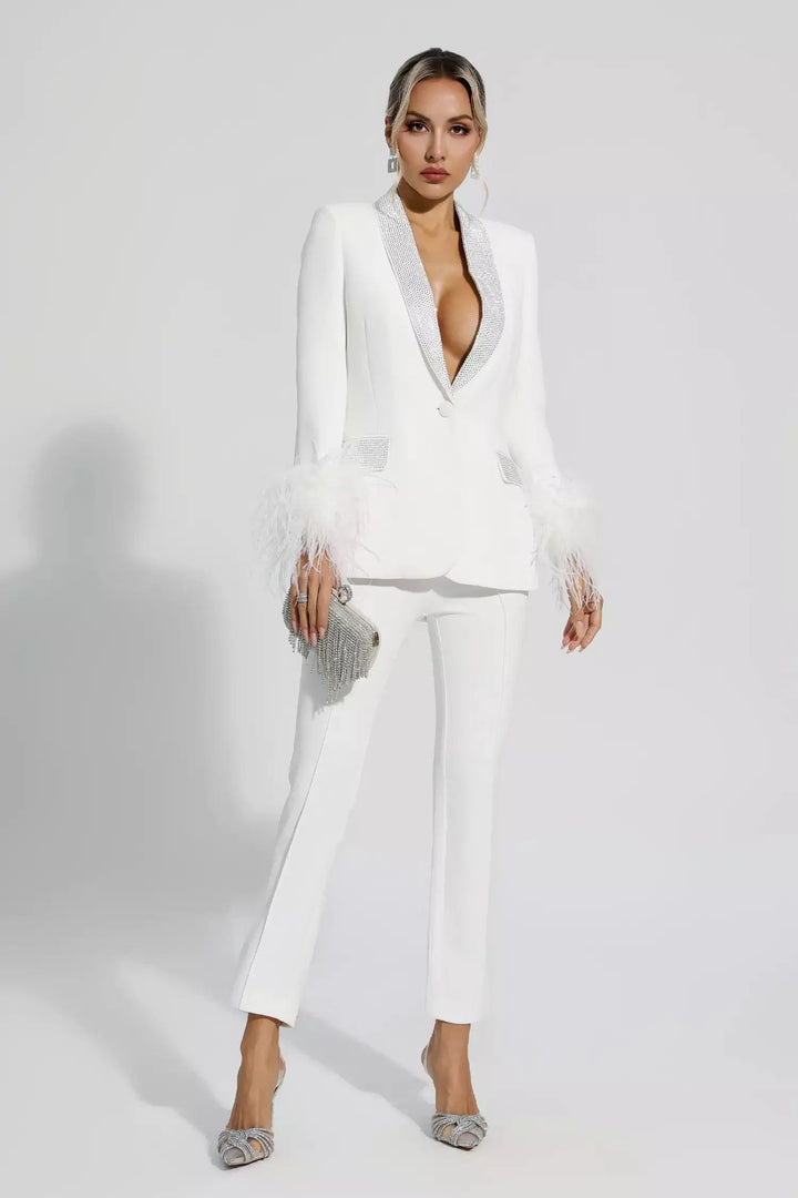 Stilla | Blazer Sæt med Diamant og Fjerdetaljer