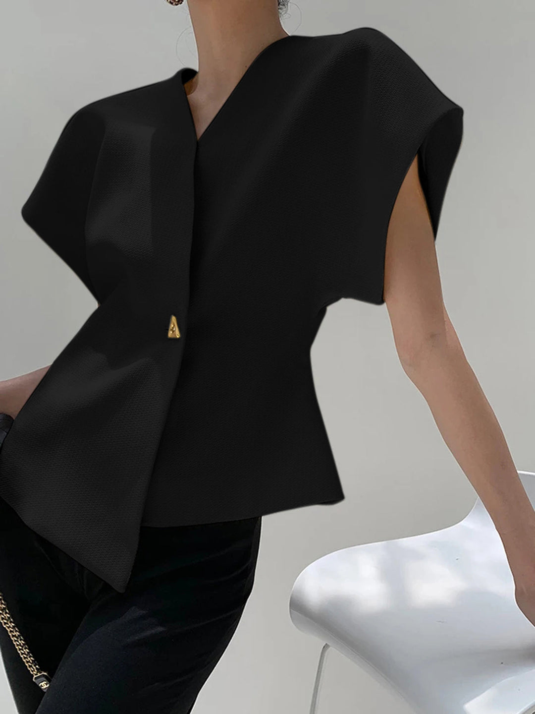 Stilla | Ærmeløs Blazer-Top med Skulpturel Silhuet Polyesterblanding Moderne & Sofistikeret