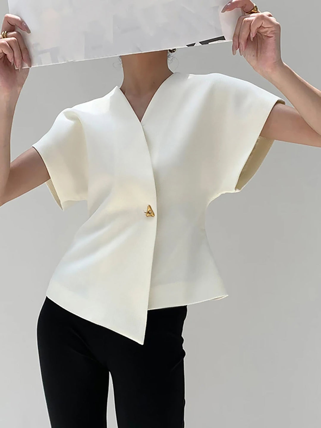 Stilla | Ærmeløs Blazer-Top med Skulpturel Silhuet Polyesterblanding Moderne & Sofistikeret