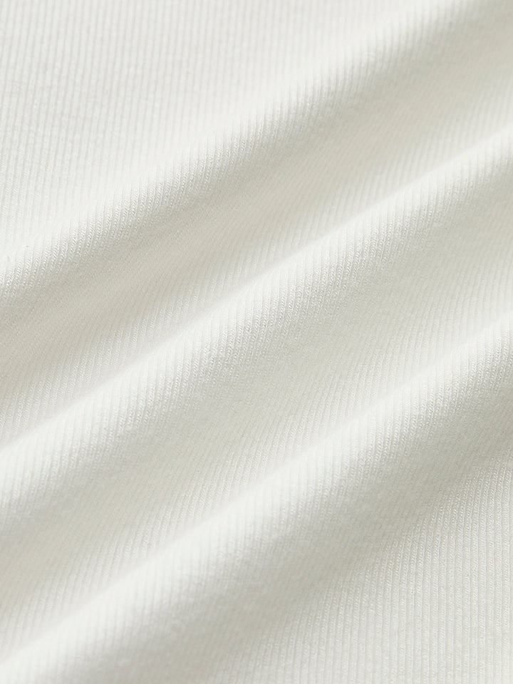 Stilla | Klassisk Slim Fit T-Shirt til Kvinder