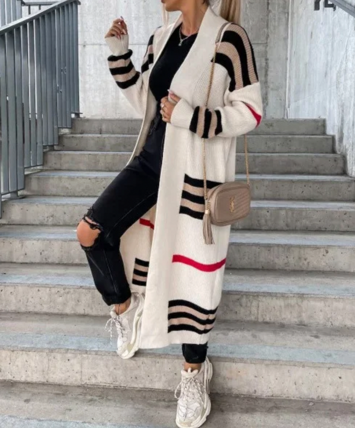 Stilla | Strikjakke med elegant og afslappet look