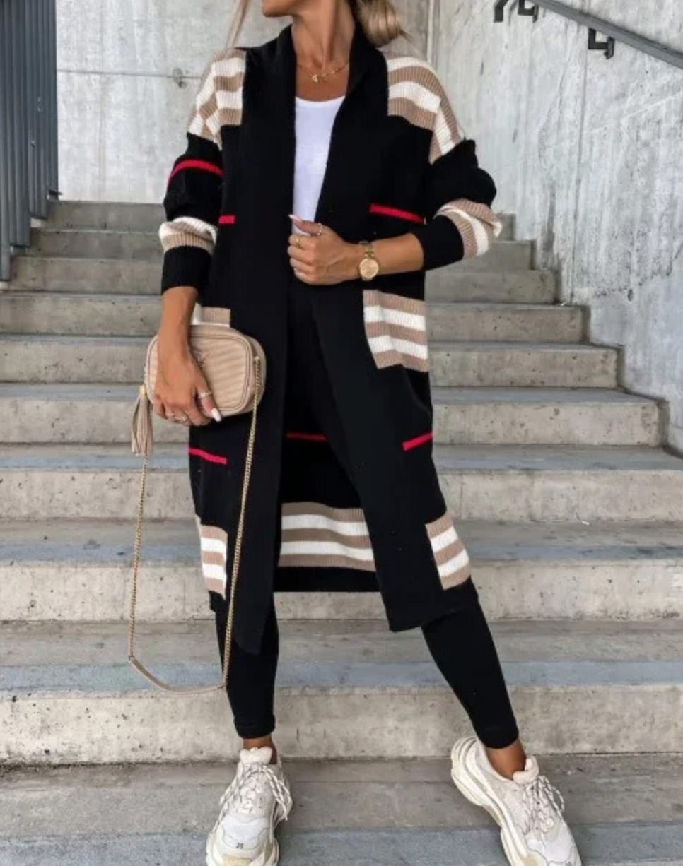 Stilla | Strikjakke med elegant og afslappet look