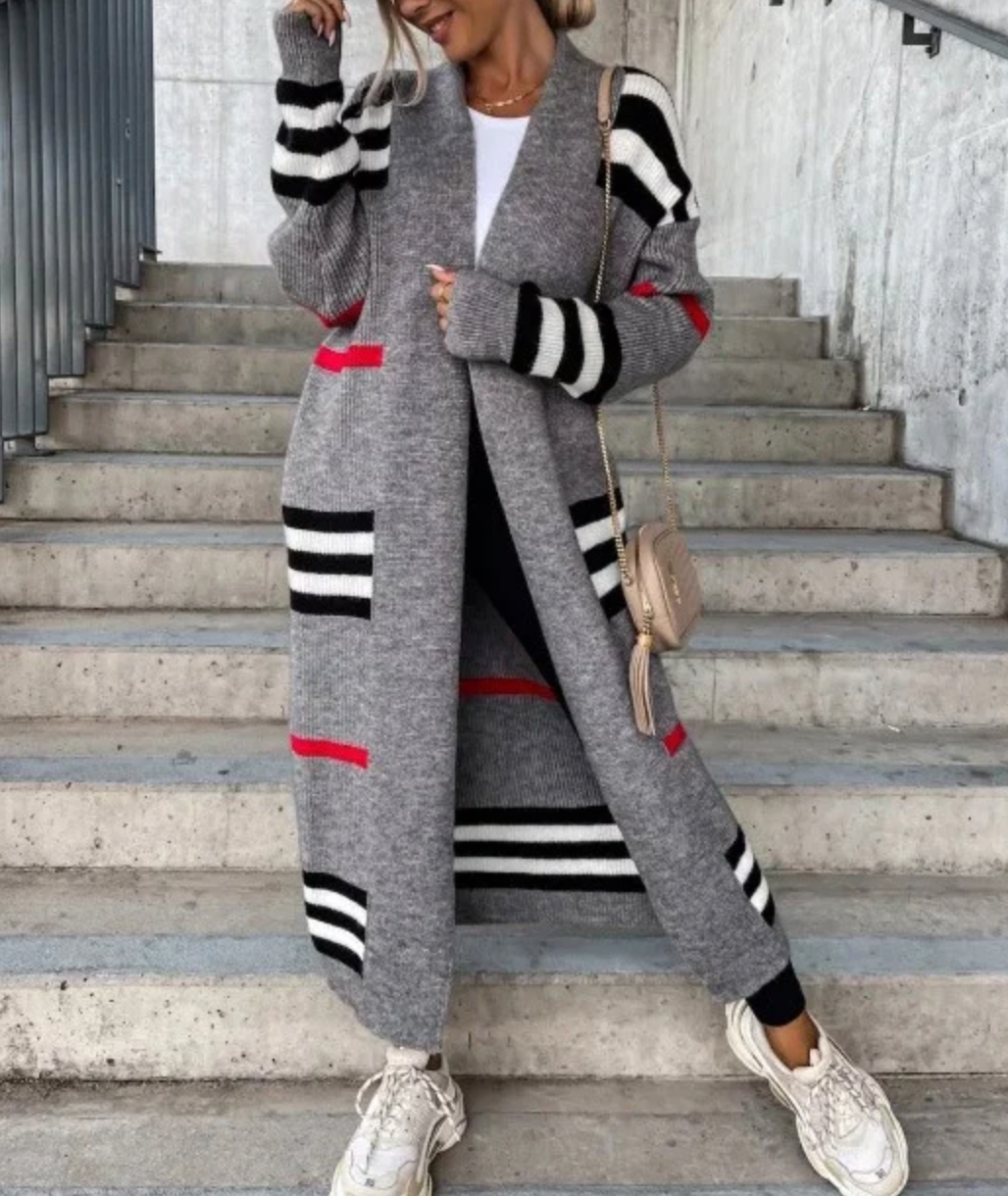 Stilla | Strikjakke med elegant og afslappet look