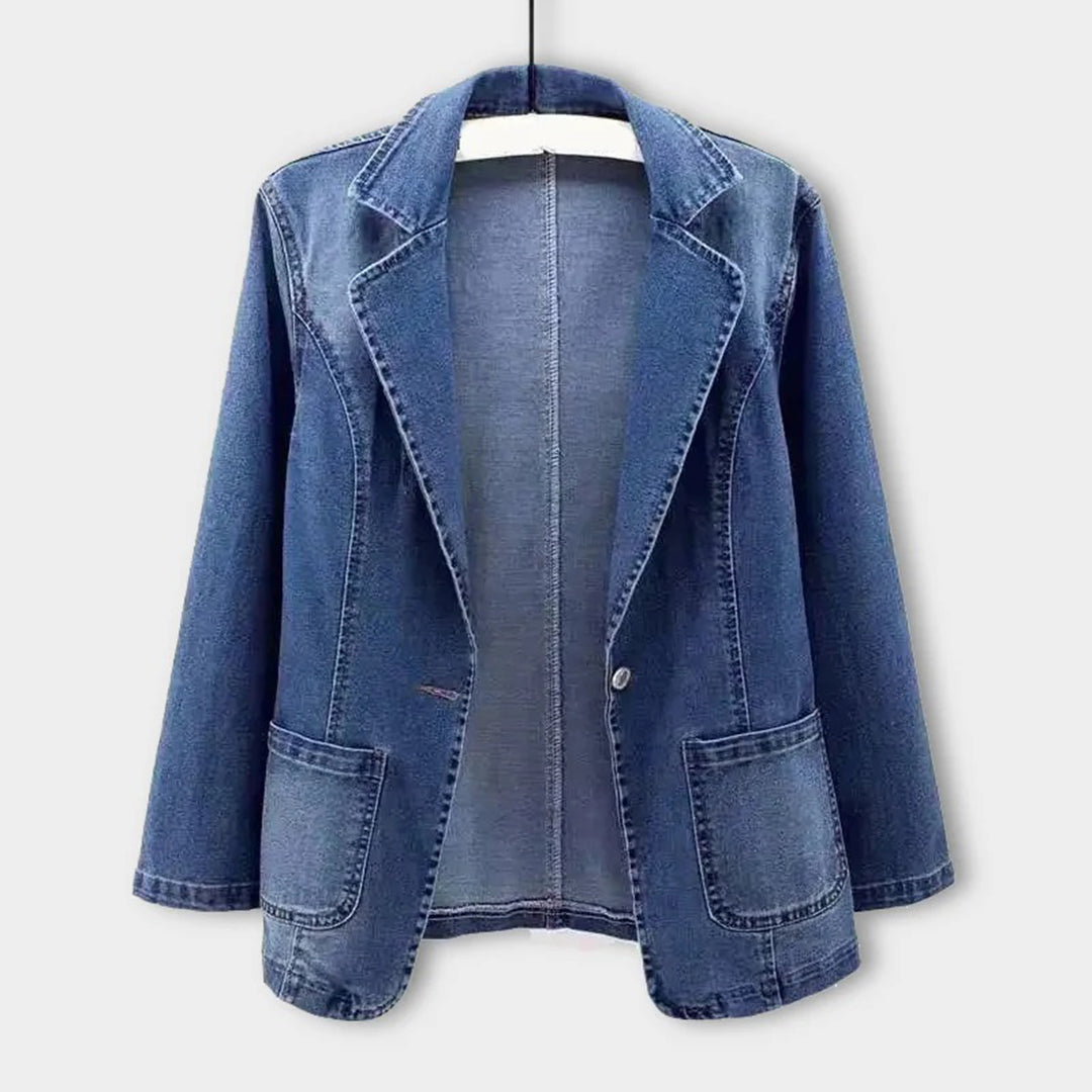 Stilla | Vintage blå denim-blazer med lommer og knap Perfekt til afslappede dage