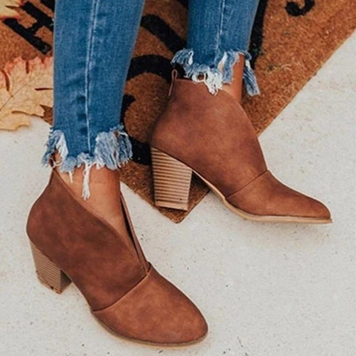 Stilla | Trendy Ankle Boots