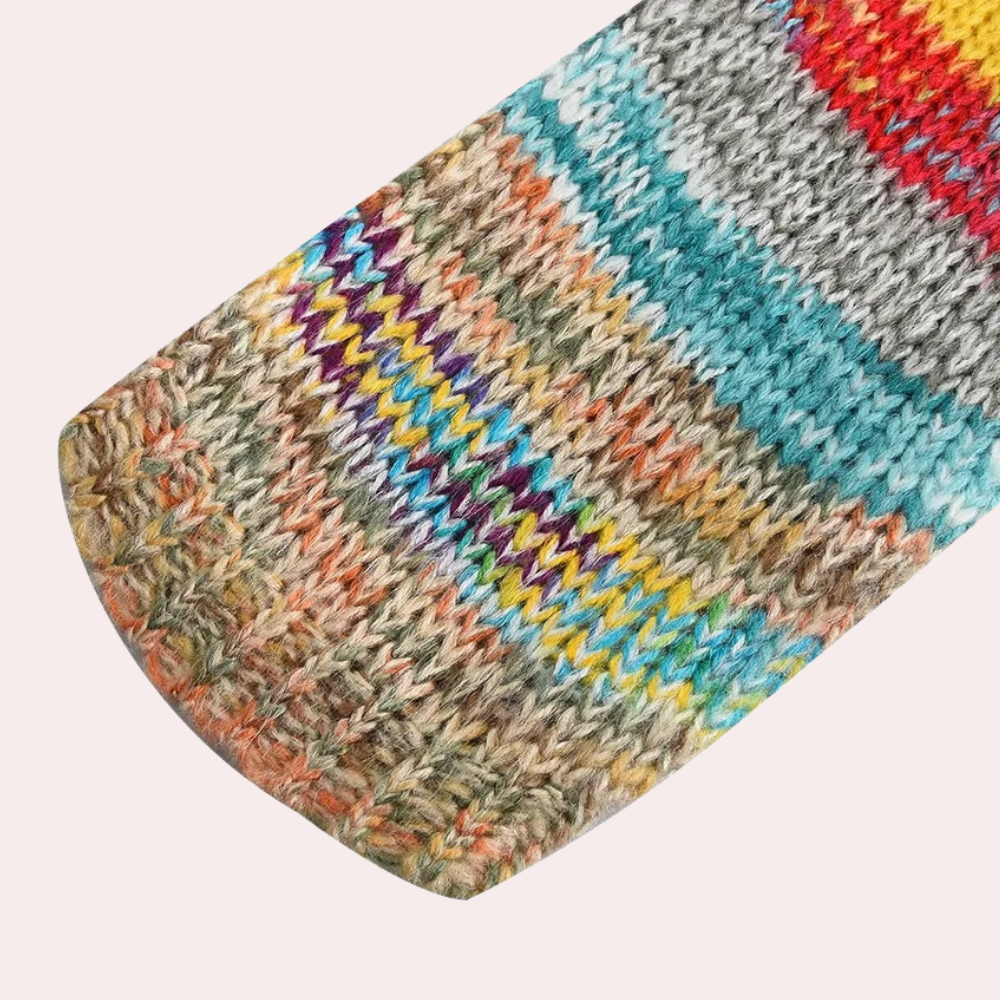 Stilla | Farverig Strikcardigan med V-Hals