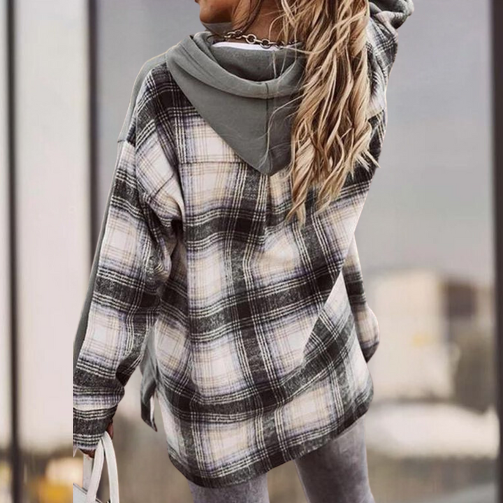 Stilla | Moderne Langærmet Sweater i Patchwork Stil