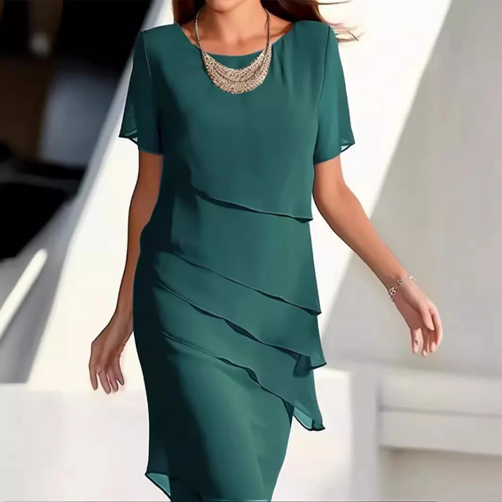 Stilla | Elegance Flydende Lagdelt Chiffon Midikjole
