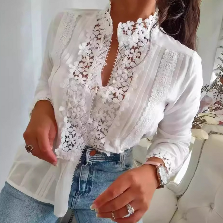 Stilla | Charmerende Bluse Med Elegant Floral Spids For Et Romantisk Look