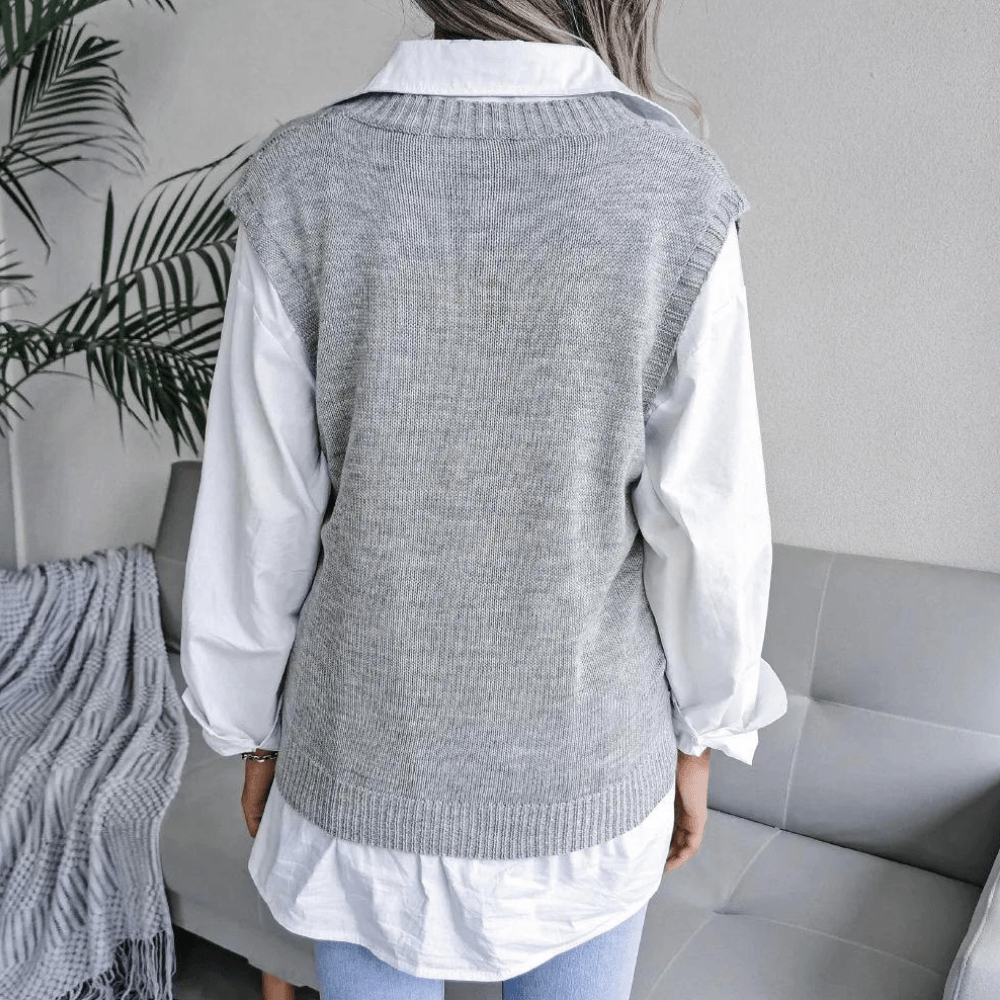 Stilla | Trendy Strikvest med V-Udskæring