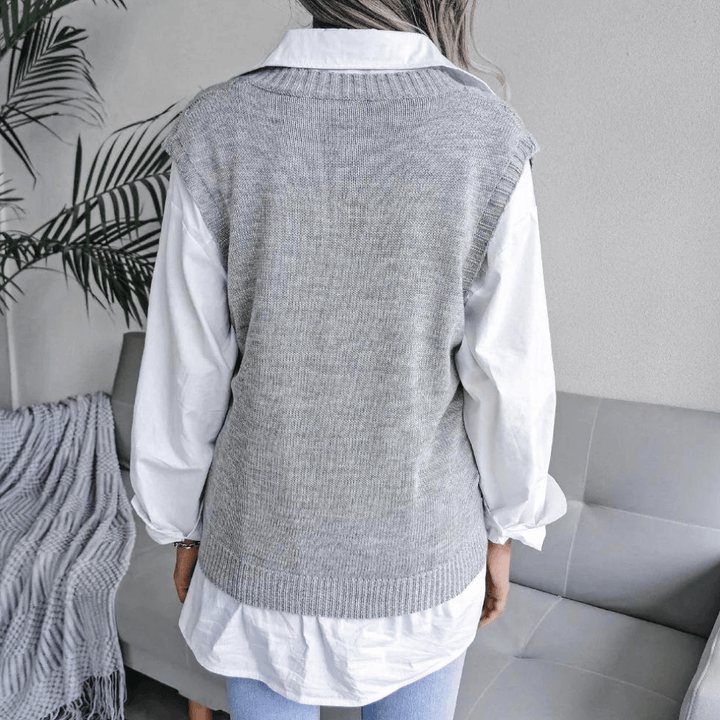 Stilla | Trendy Strikvest med V-Udskæring