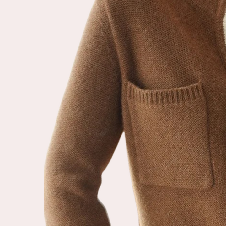 Stilla | Sofistikeret Strikket Cardigan til Kvinder med Lommer