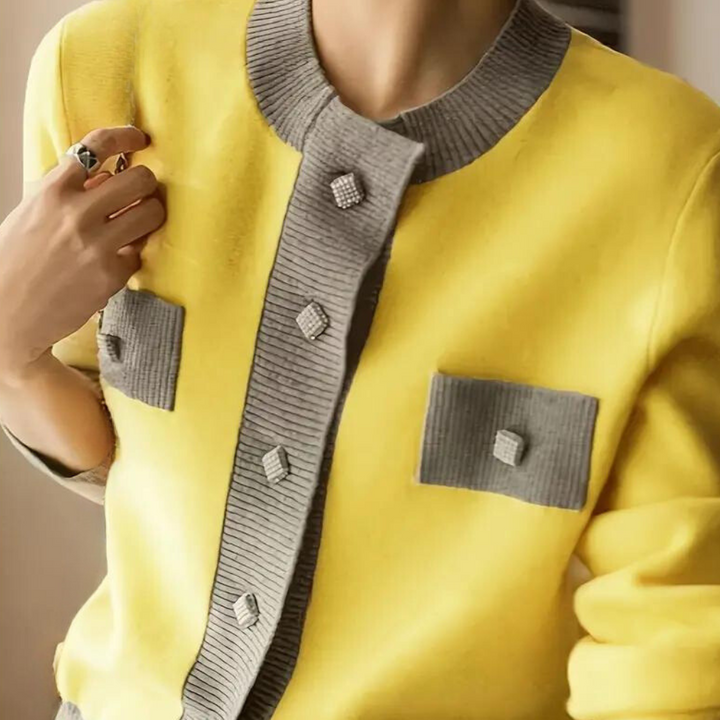 Stilla | Elegant Knaplukket Damecardigan