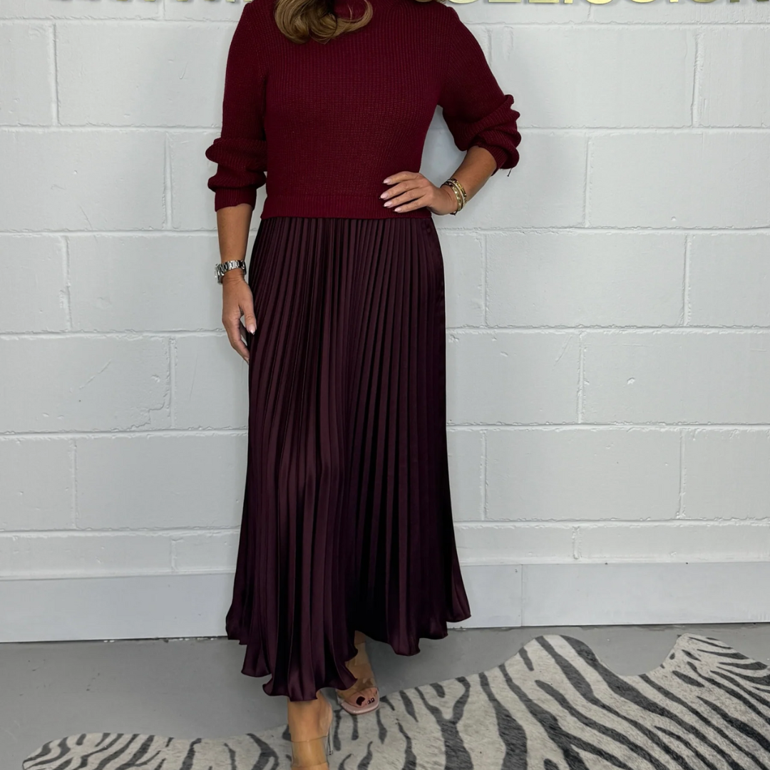 Stilla | Elegant to Delt Sæt Med Top Og Nederdel.