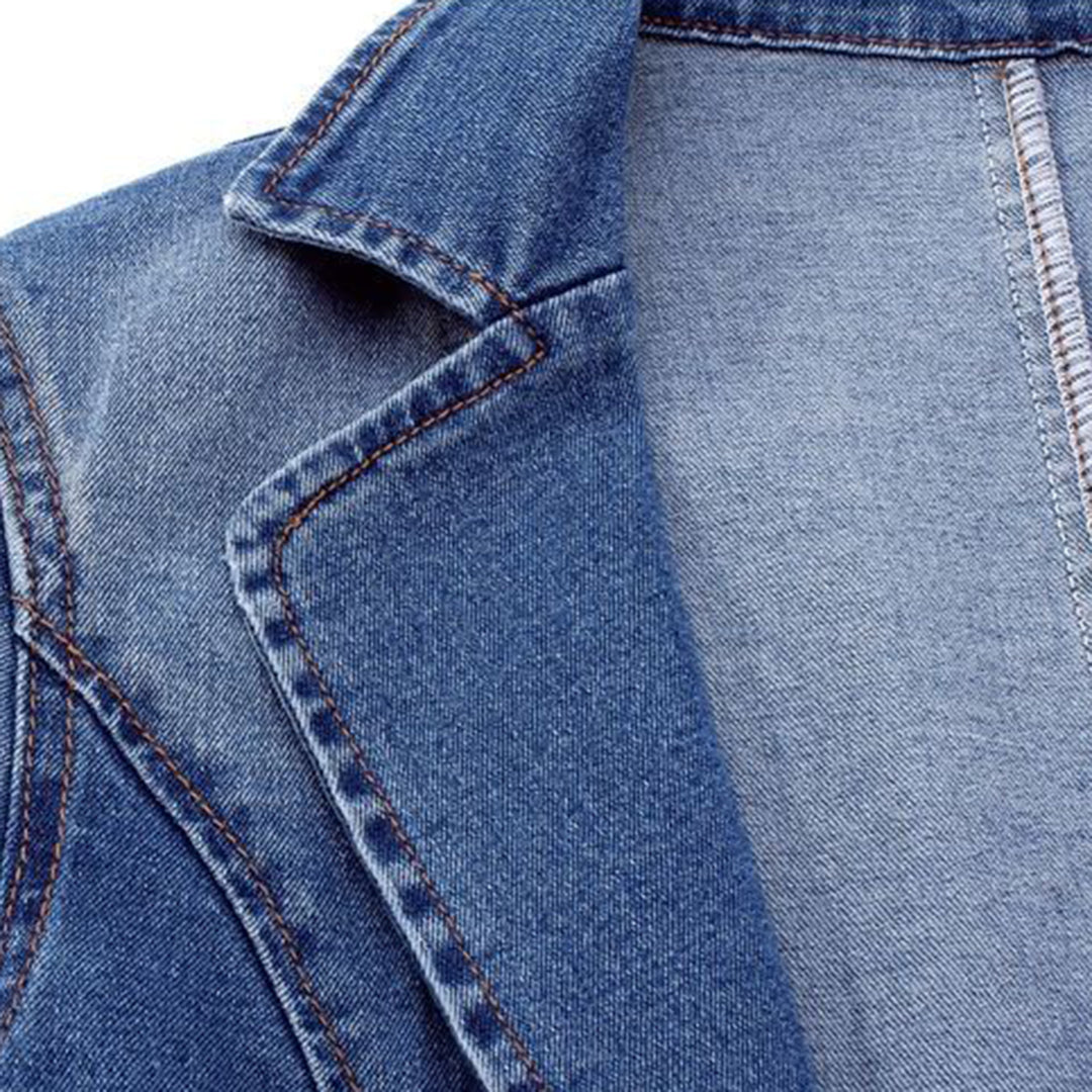 Stilla | Vintage blå denim-blazer med lommer og knap Perfekt til afslappede dage