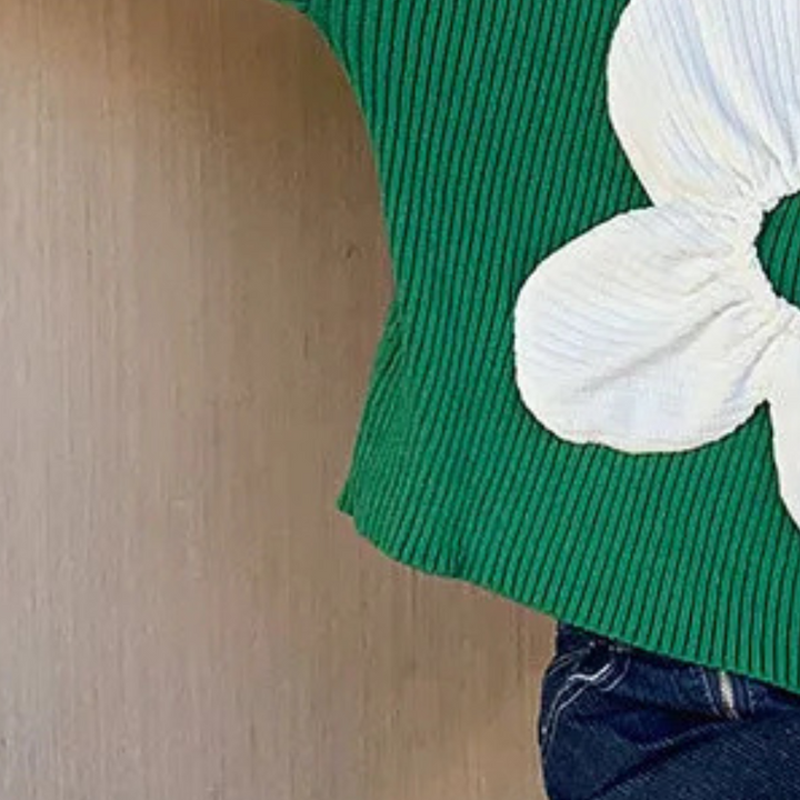Stilla | Blomstret Sweater med V-Udskæring til Dame