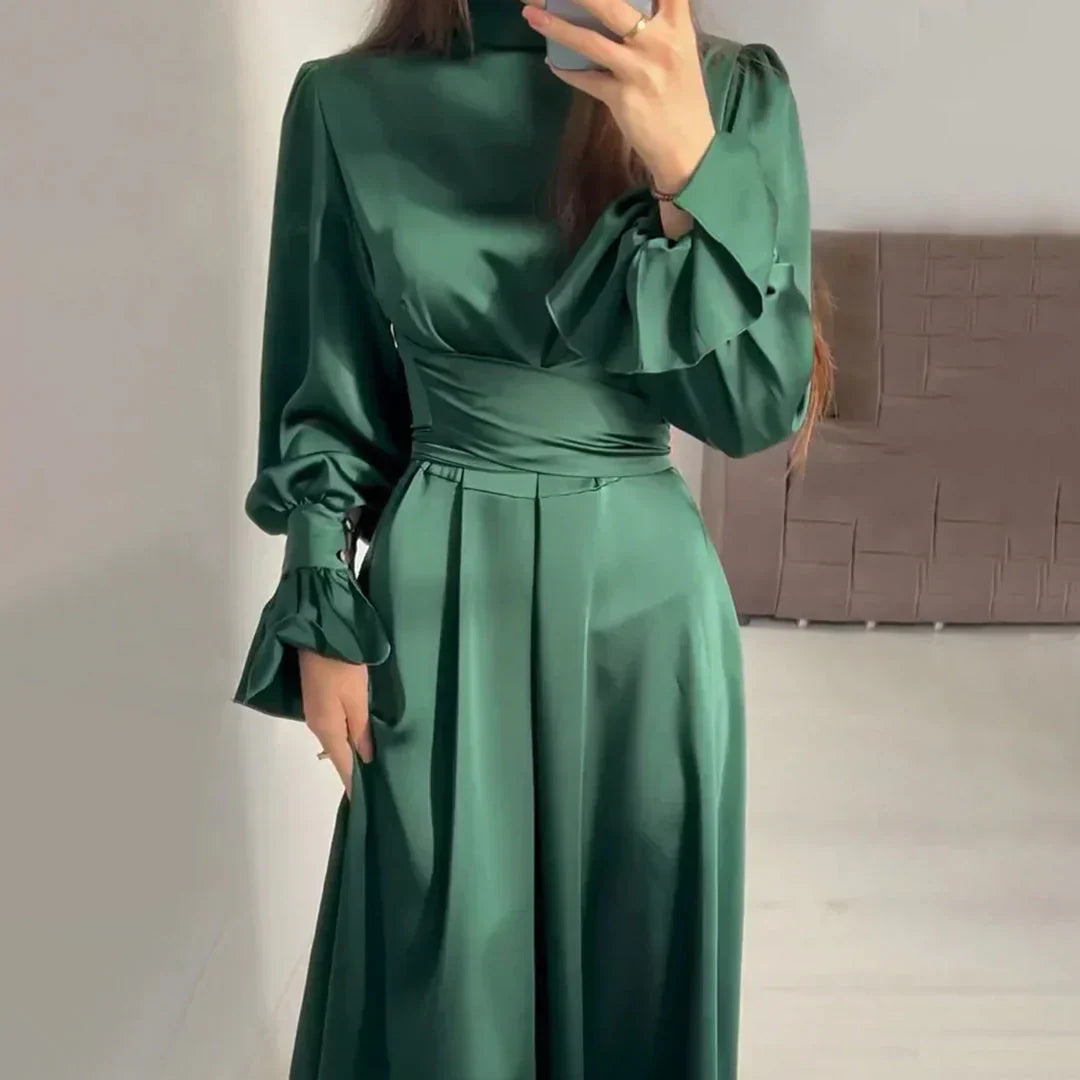 Stilla | Elegant Chic Kjole