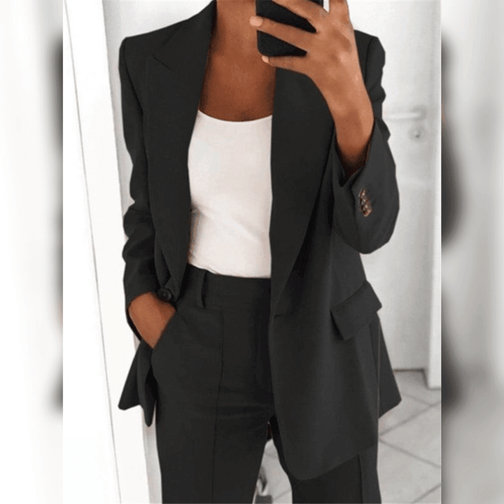 Stilla | Den elegante og komfortable kostume