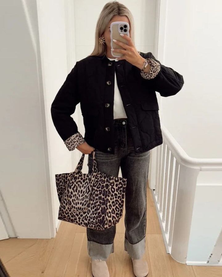 Stilla | Jakke med leopardfor