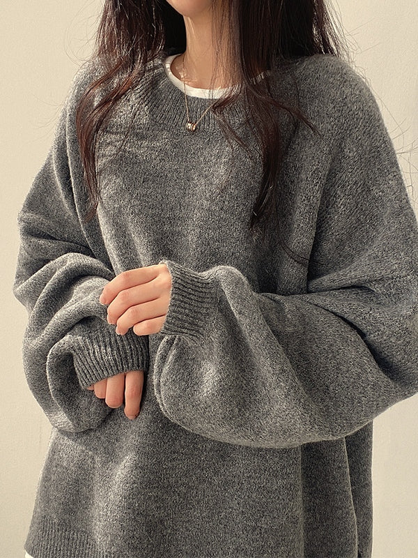 Stilla | Ensfarvet Oversized Sweater med Slidsåbning