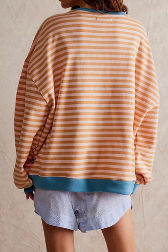 Stilla | Elegant og Klassisk Stribet Rundhalset Top