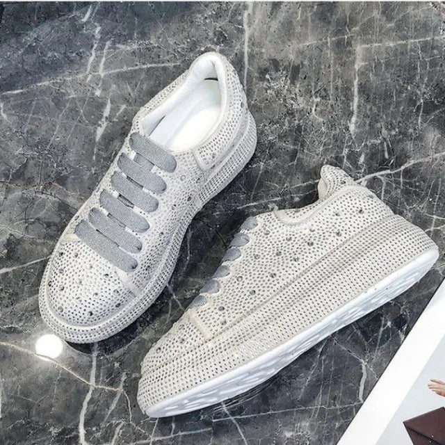 Stilla | Glitrende Sneakers Med Krystal Dekorationer
