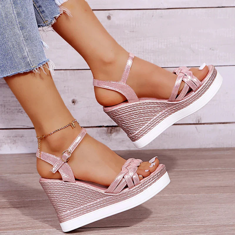 Skovae | Better Off That Way Wedges Sandaler