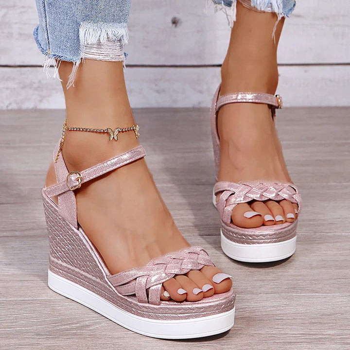Skovae | Better Off That Way Wedges Sandaler