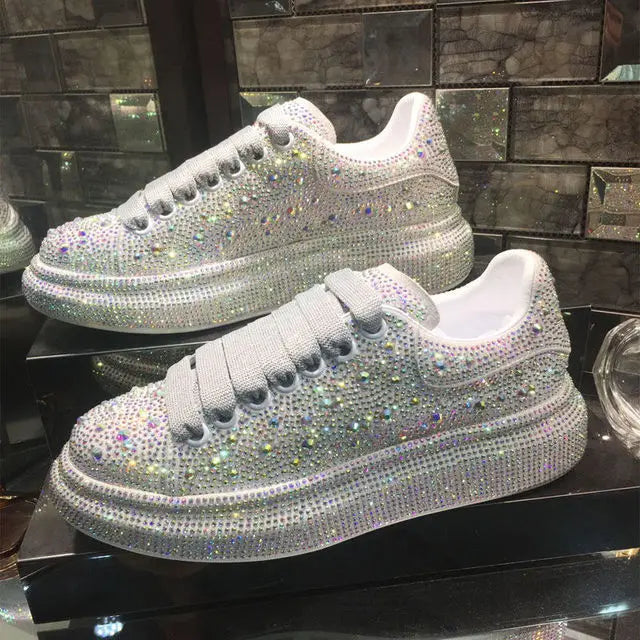 Stilla | Glitrende Sneakers Med Krystal Dekorationer