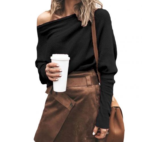 Stilla | Premium Off-Shoulder Sweatshirt