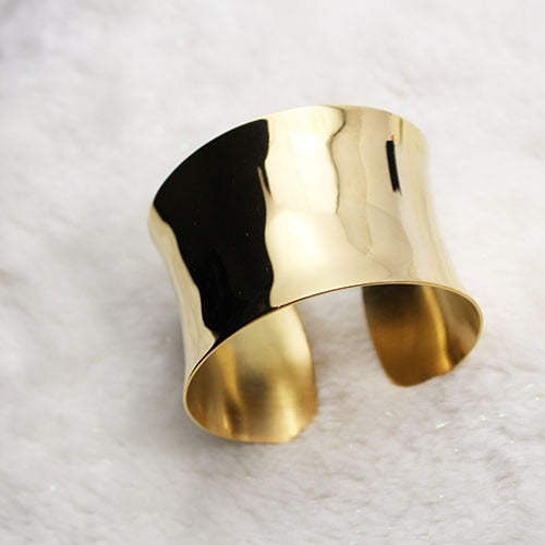 Skovae | Værdsatte Kantkunst Dame Rustfrit Stål Armbånd med Hævede Kanter