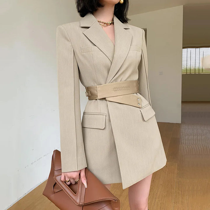 Stilla | Elegant kjole med klassisk stil