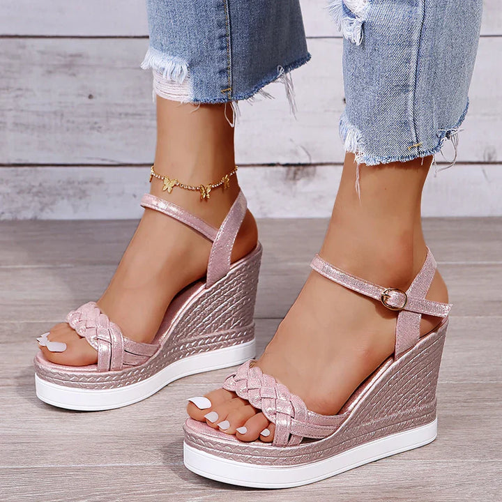 Skovae | Better Off That Way Wedges Sandaler