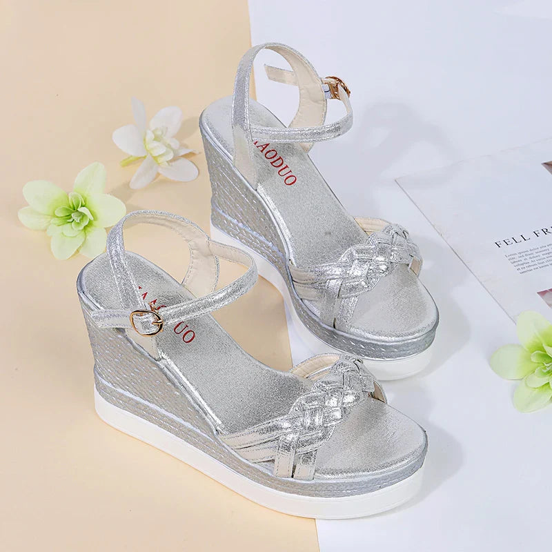 Skovae | Better Off That Way Wedges Sandaler