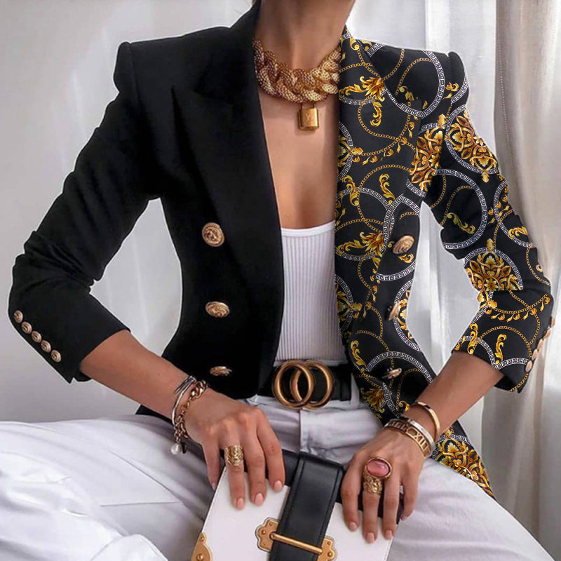 Stilla | Asymmetrisk Blazer med detaljeret guld- og kædemønster perfekt til afslappede dage