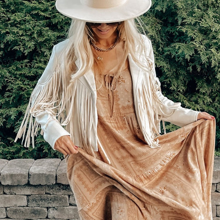 Stilla | Trendy strikjakke med frynser til et fashionabelt look